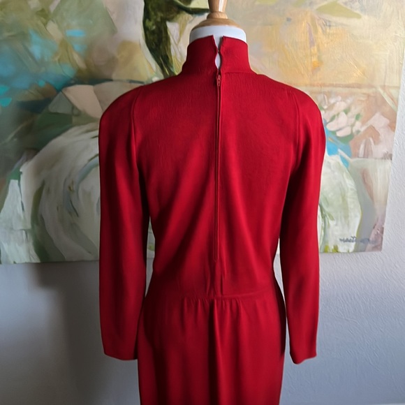 Vintage St. John knit dress red long sleeves size 6 - Picture 3 of 16